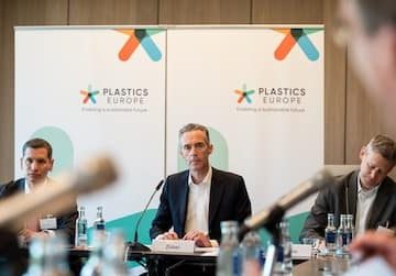 Wirtschaftspressekonferenz PlasticsEurope Kunststofferzeuger Mit Stabilen Wirtschaftszahlen